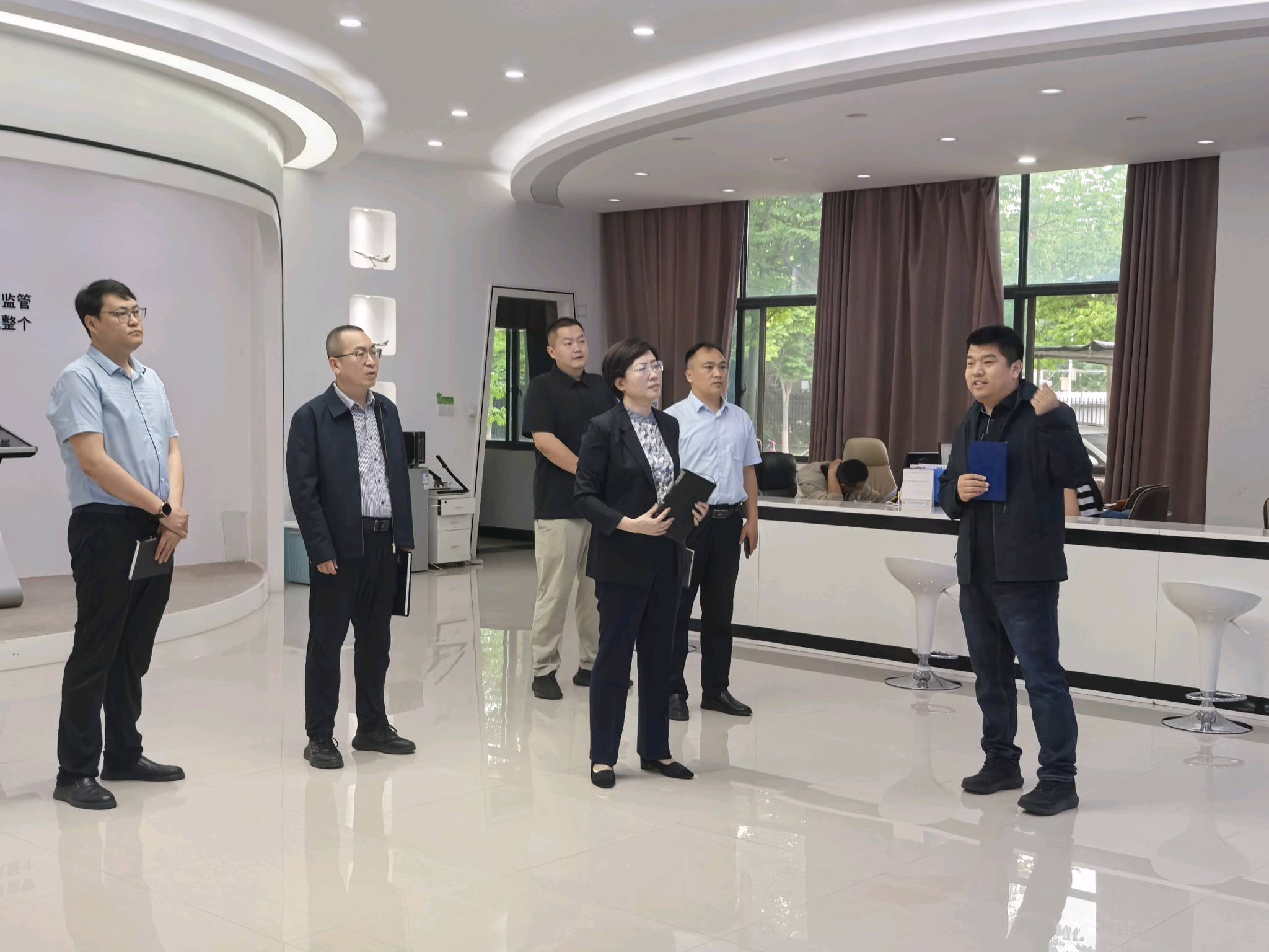深调研摸实情 破难题促发展——交通运输和枢纽发展局开展多式联运及航空货运专项调研工作 深调研摸实情 破难题促发展——交通运输和枢纽发展局开展多式联运及航空货运专项调研工作