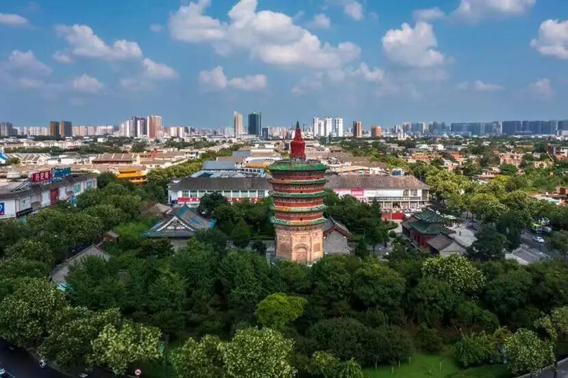 “现在好时节”安阳市文峰区:古塔承文脉 盛景耀文峰 “现在好时节”安阳市文峰区:古塔承文脉 盛景耀文峰