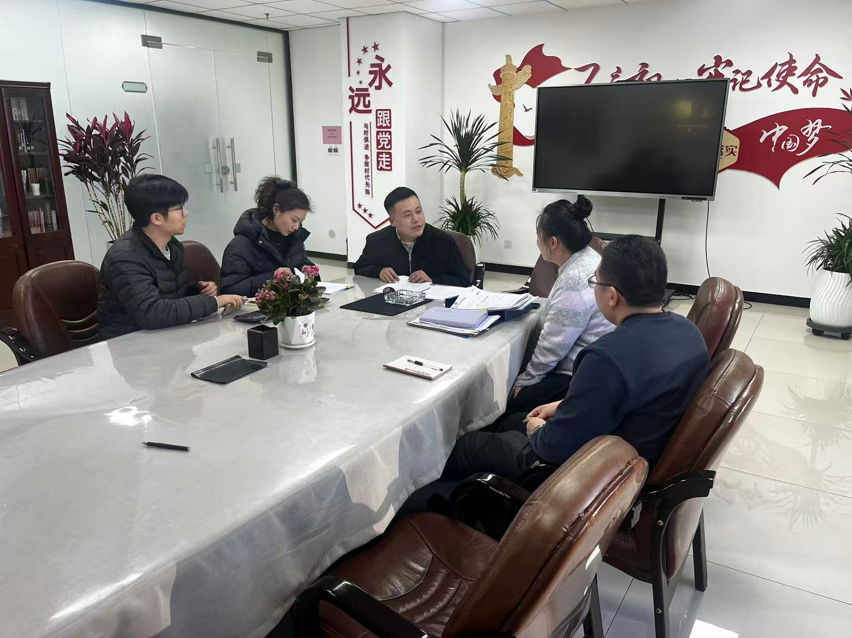 文峰区与北关区自然资源局深化交流共促土储专项债申报提质增效