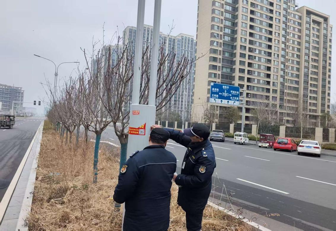 一城“绣花”功 满目“清爽”景 --文峰区城管局市容秩序提升月专项整治工作侧记 一城“绣花”功 满目“清爽”景 --文峰区城管局市容秩序提升月专项整治工作侧记