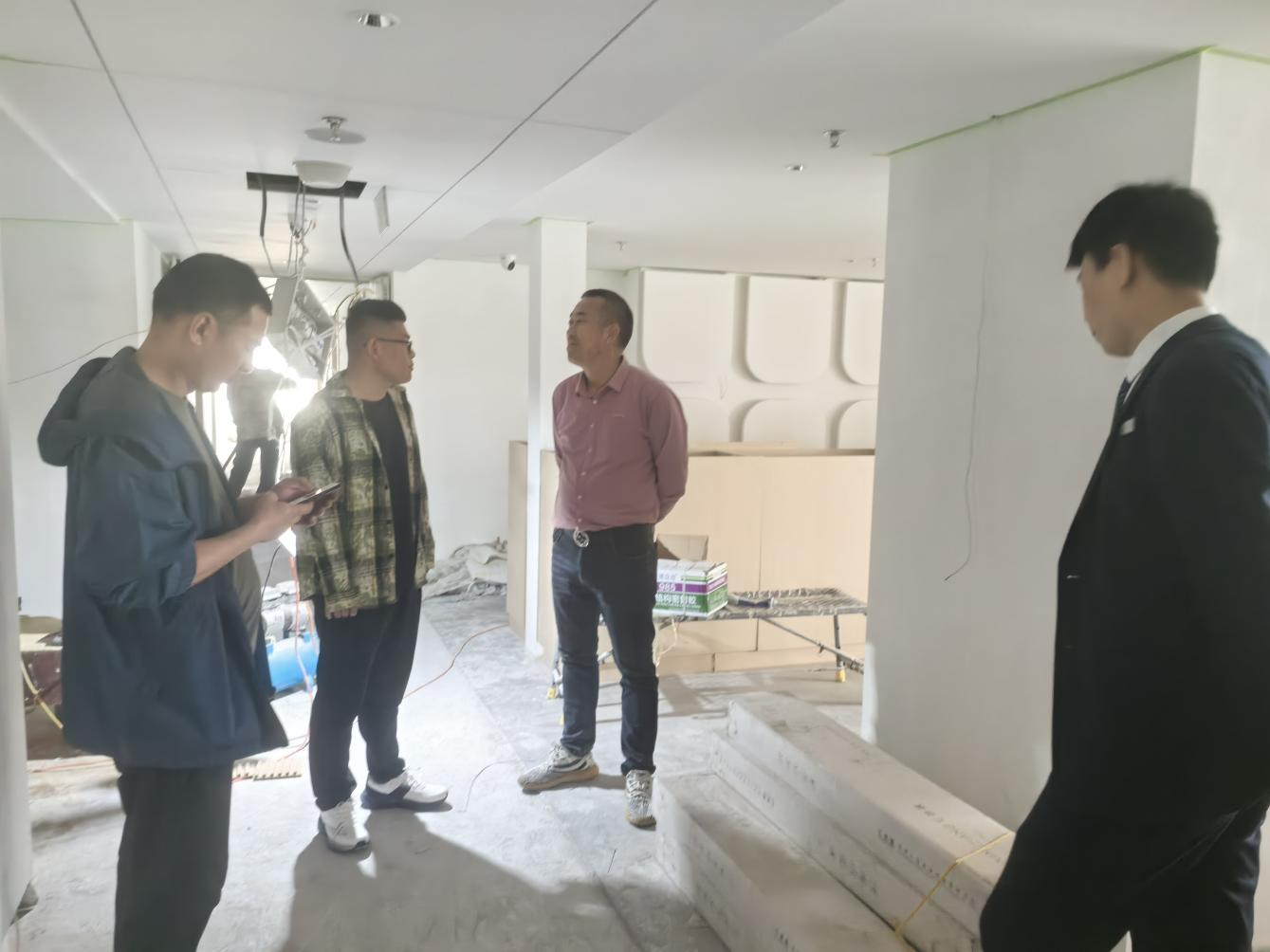 文峰区住建局开展高层建筑内部装饰装修工程安全隐患排查整治工作