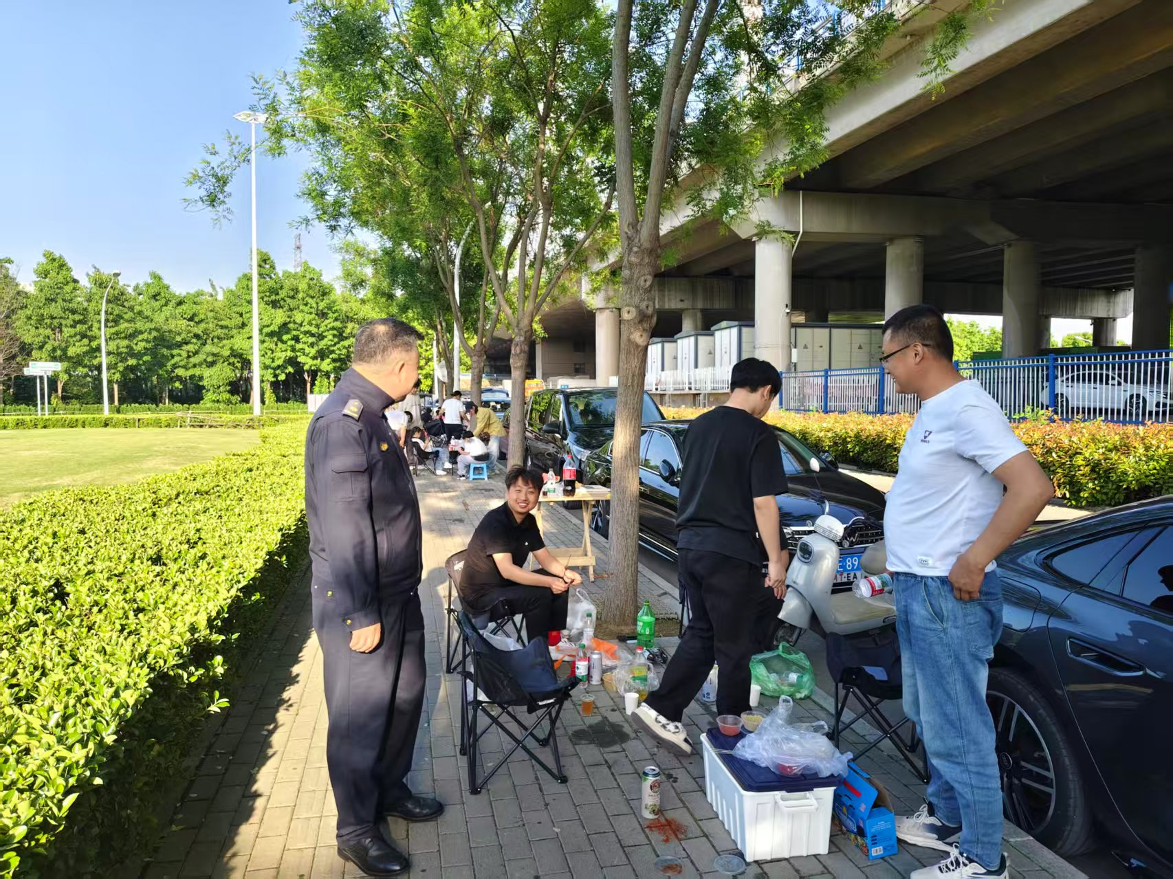 文峰区城市管理局 开展露天烧烤专项治理整治活动 文峰区城市管理局 开展露天烧烤专项治理整治活动
