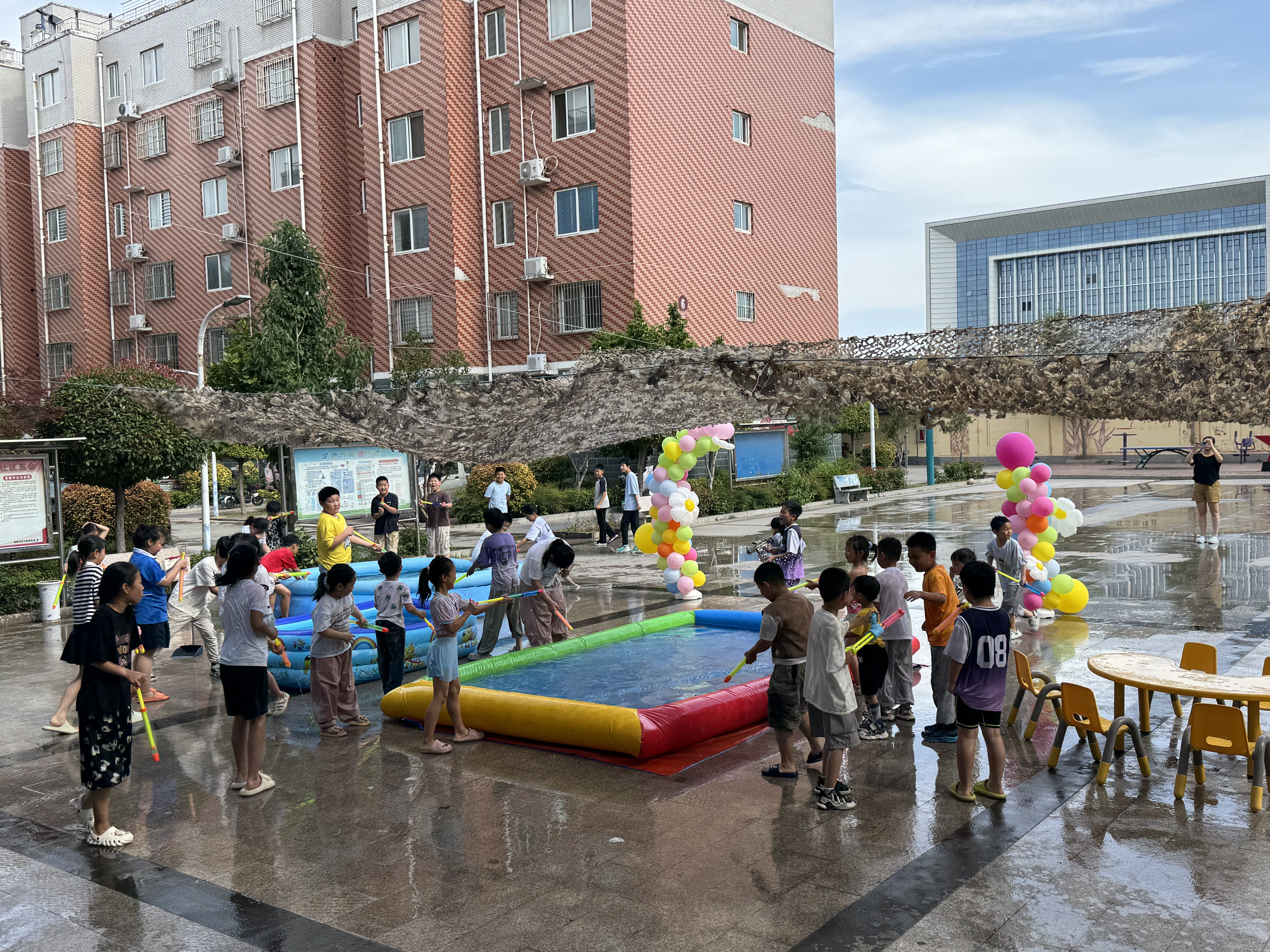峨嵋大街街道办事处张七里店社区开展“欢度六一”活动 峨嵋大街街道办事处张七里店社区开展“欢度六一”活动