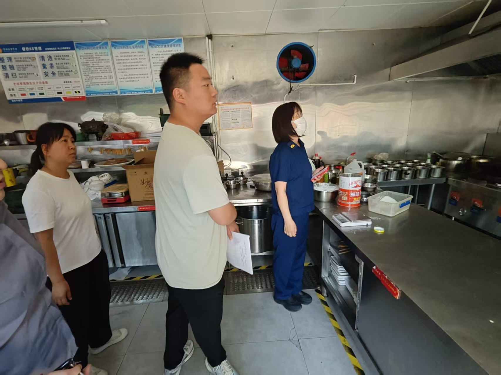 东大街街道开展用火用电安全专项排查 东大街街道开展用火用电安全专项排查