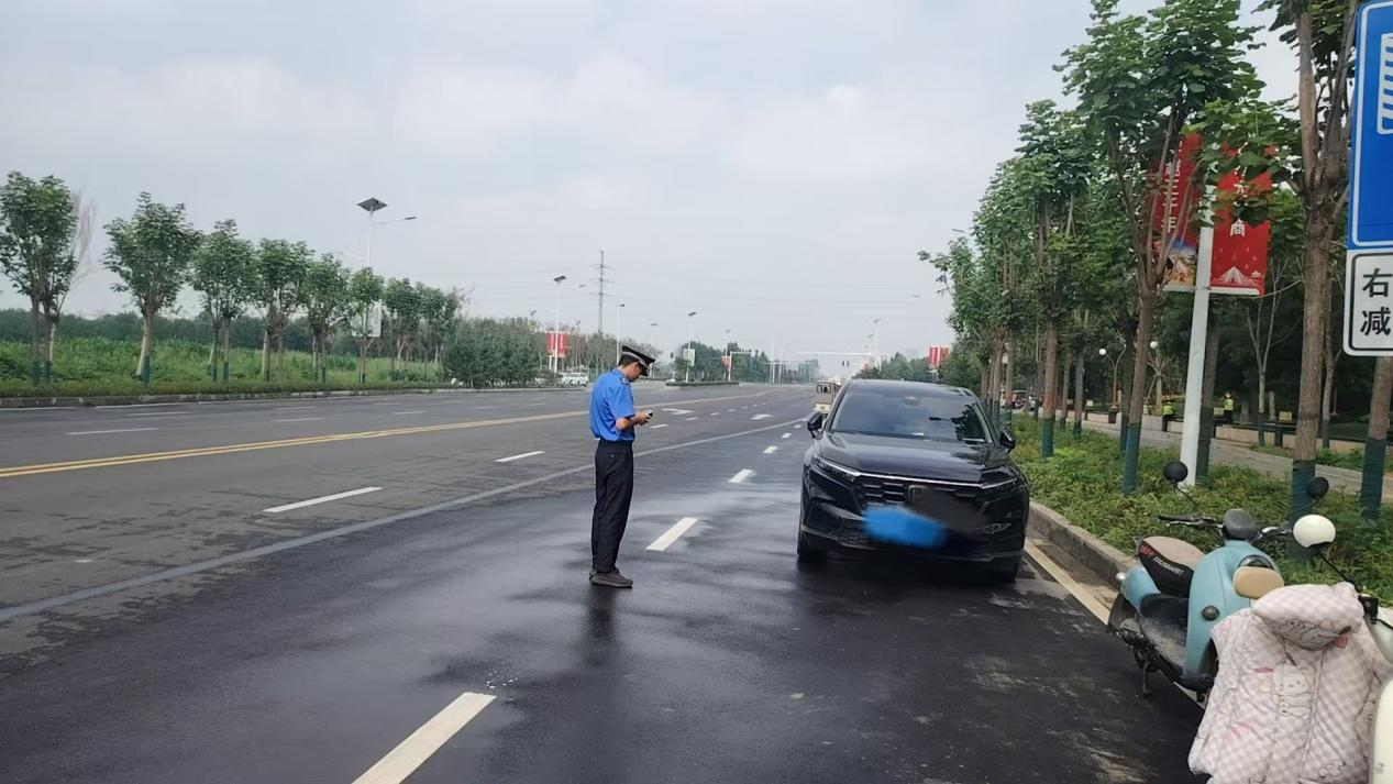 精治市容焕新颜 护航方特新开园 精治市容焕新颜 护航方特新开园