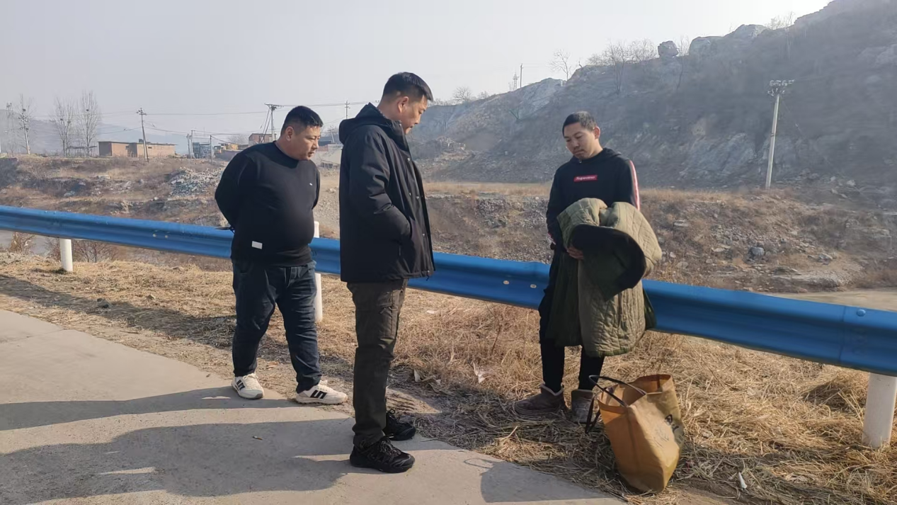 心系流浪人员，传递冬日温情 —— 乡机关干部深入清池村开展专项救助行动