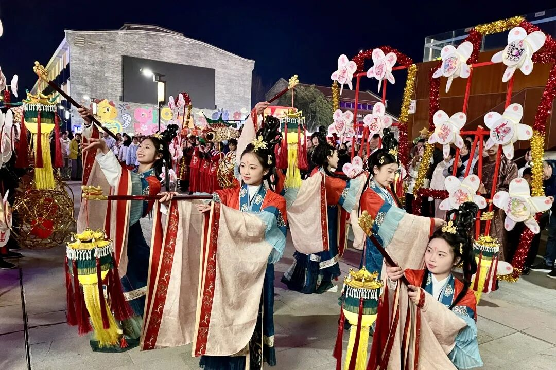 殷商风华闹新春，三千灯火映团圆 <br>——殷墟春节元宵系列活动圆满落幕