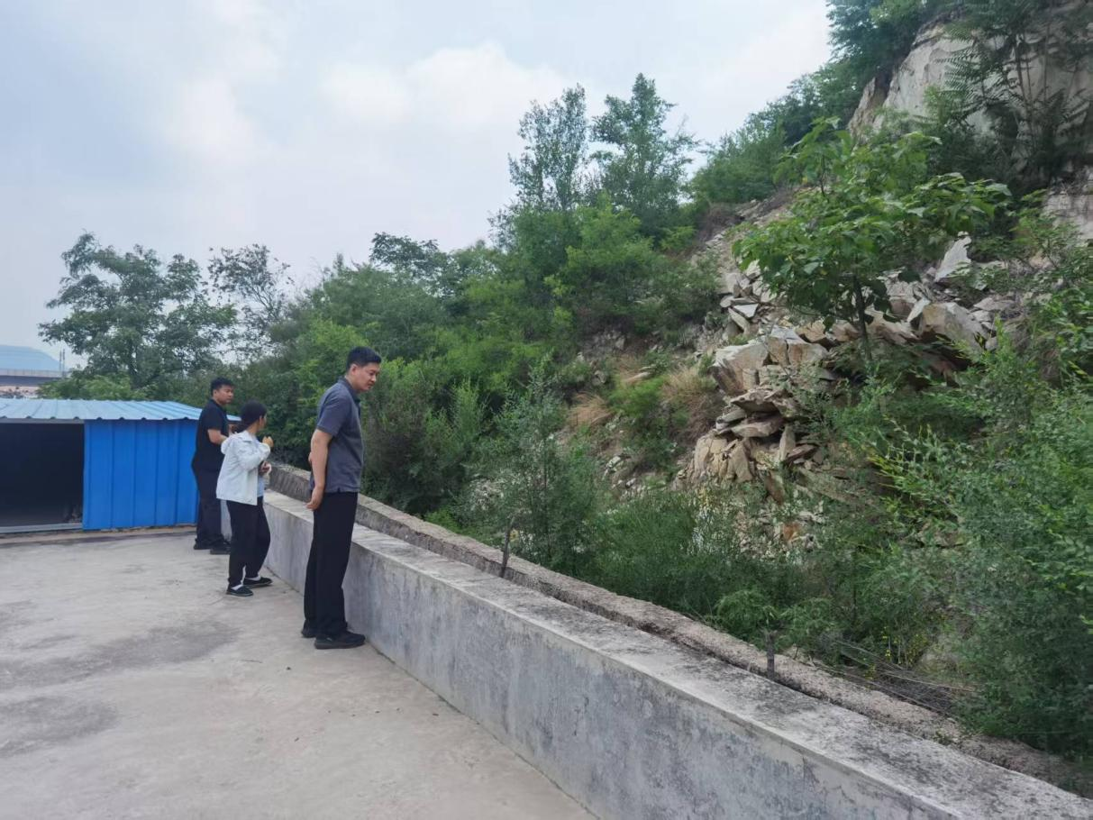 实地督导查隐患 筑牢地灾安全线