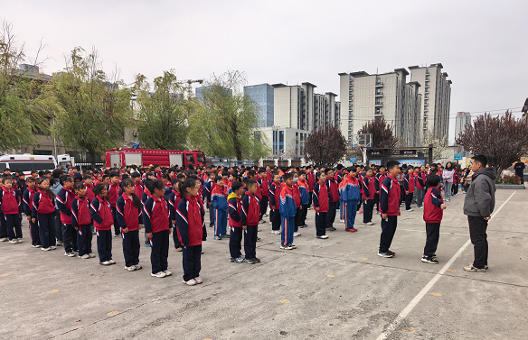 区国防动员事务中心开展国防动员知识进校园活动 区国防动员事务中心开展国防动员知识进校园活动