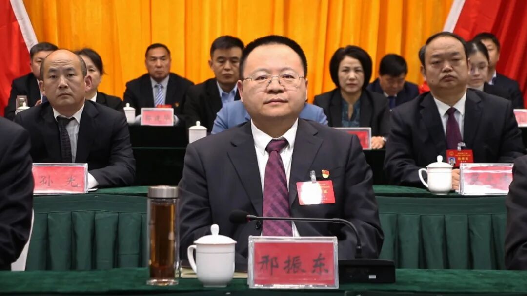 安阳县第十六届人民代表大会第六次会议闭幕