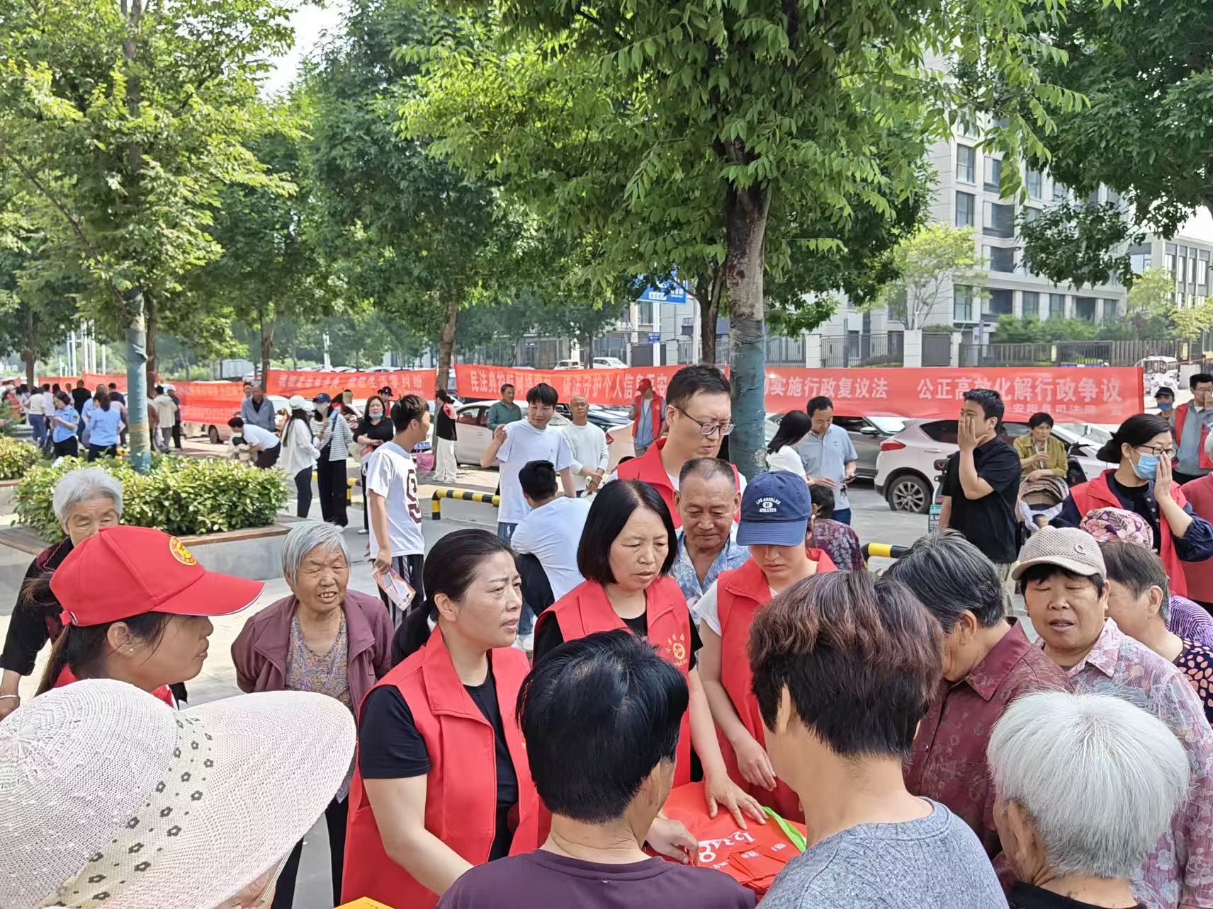 普法惠民零距离 民法典宣传暖人心 普法惠民零距离 民法典宣传暖人心
