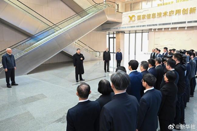 习近平在北京考察科技创新工作