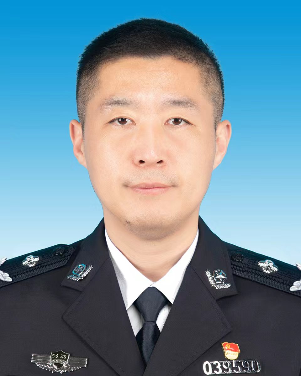 李锦辉