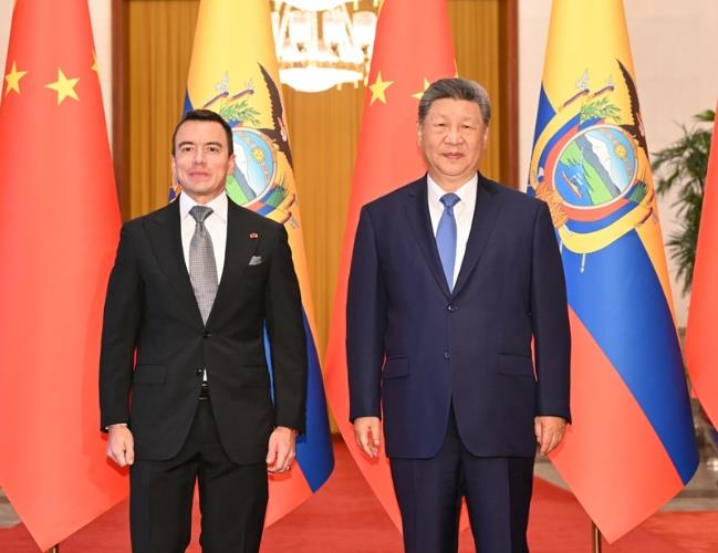 习近平同厄瓜多尔总统诺沃亚会谈 习近平同厄瓜多尔总统诺沃亚会谈