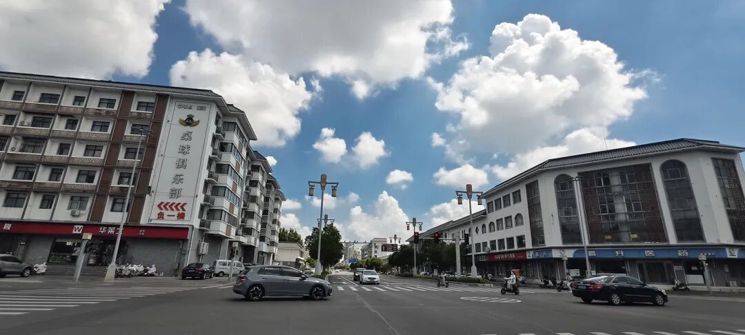 汤阴“壁纸级”蓝天白云！每一帧都很美~