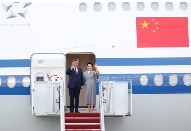 习近平抵达华盛顿对美国进行国事访问 习近平抵达华盛顿对美国进行国事访问