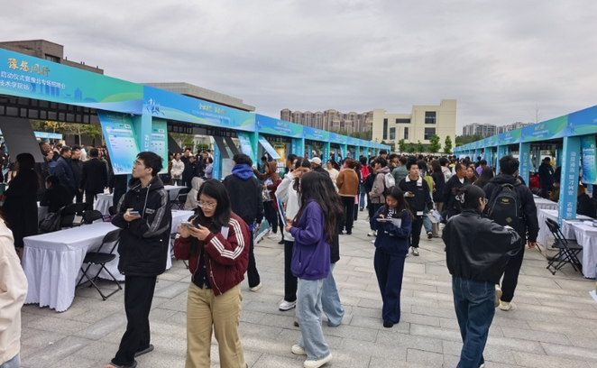 湯陰高新區搭建校企對接“金橋” 精準服務助企攬才增效