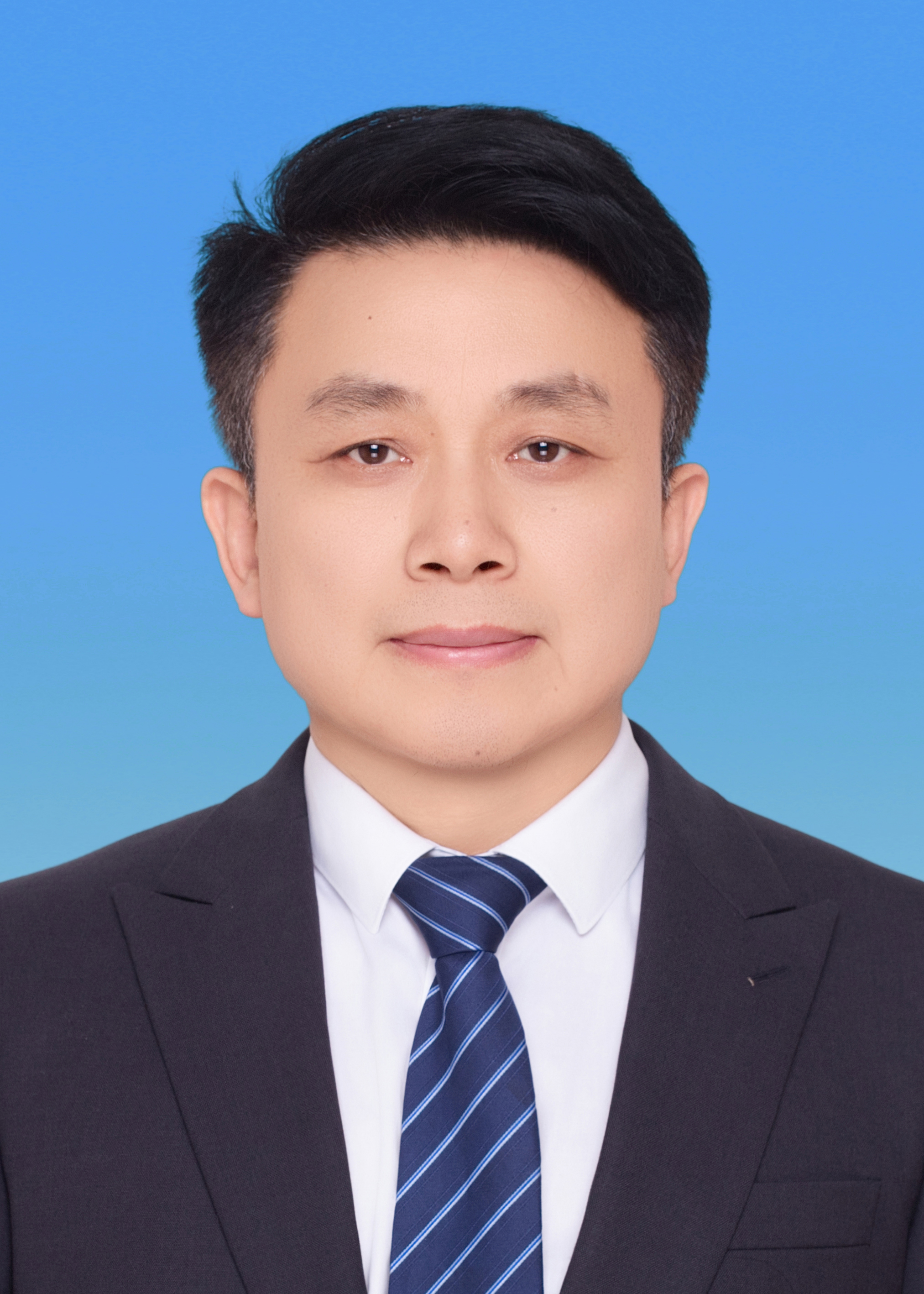 吴红波 吴红波