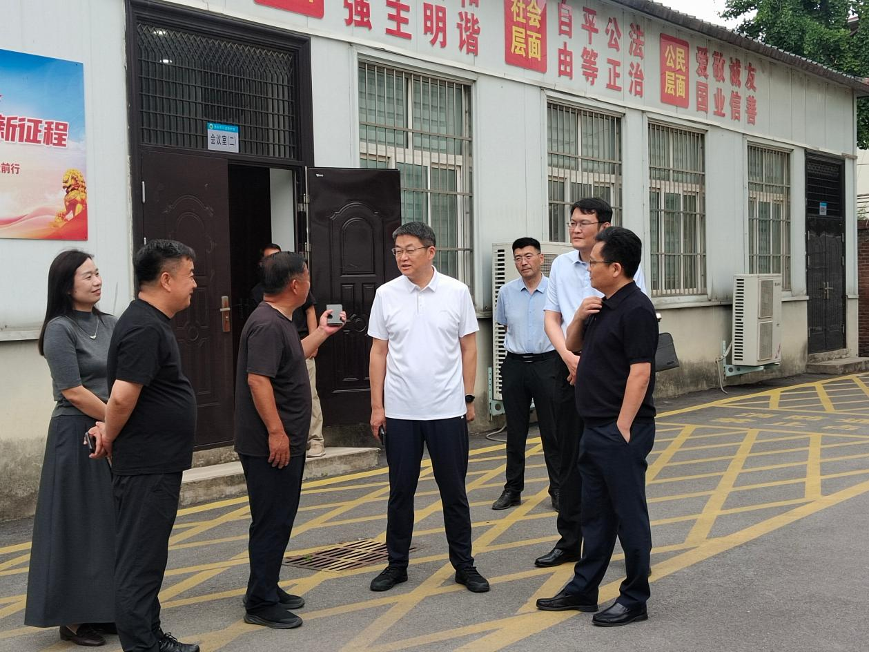 区委副书记、区政府党组书记魏志峰 调研生态环境保护工作