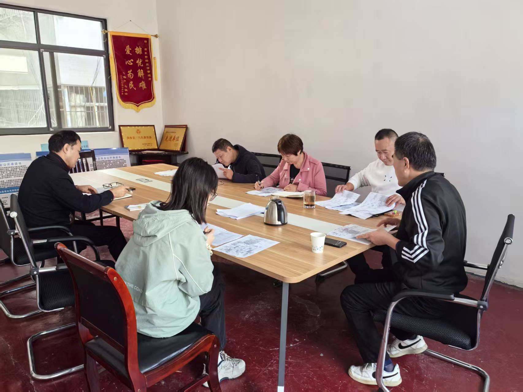 精准培训破解查账难题  业务下沉赋能基层执法 ——内乡县市场监管局对基层开展财务知识专项帮扶行动