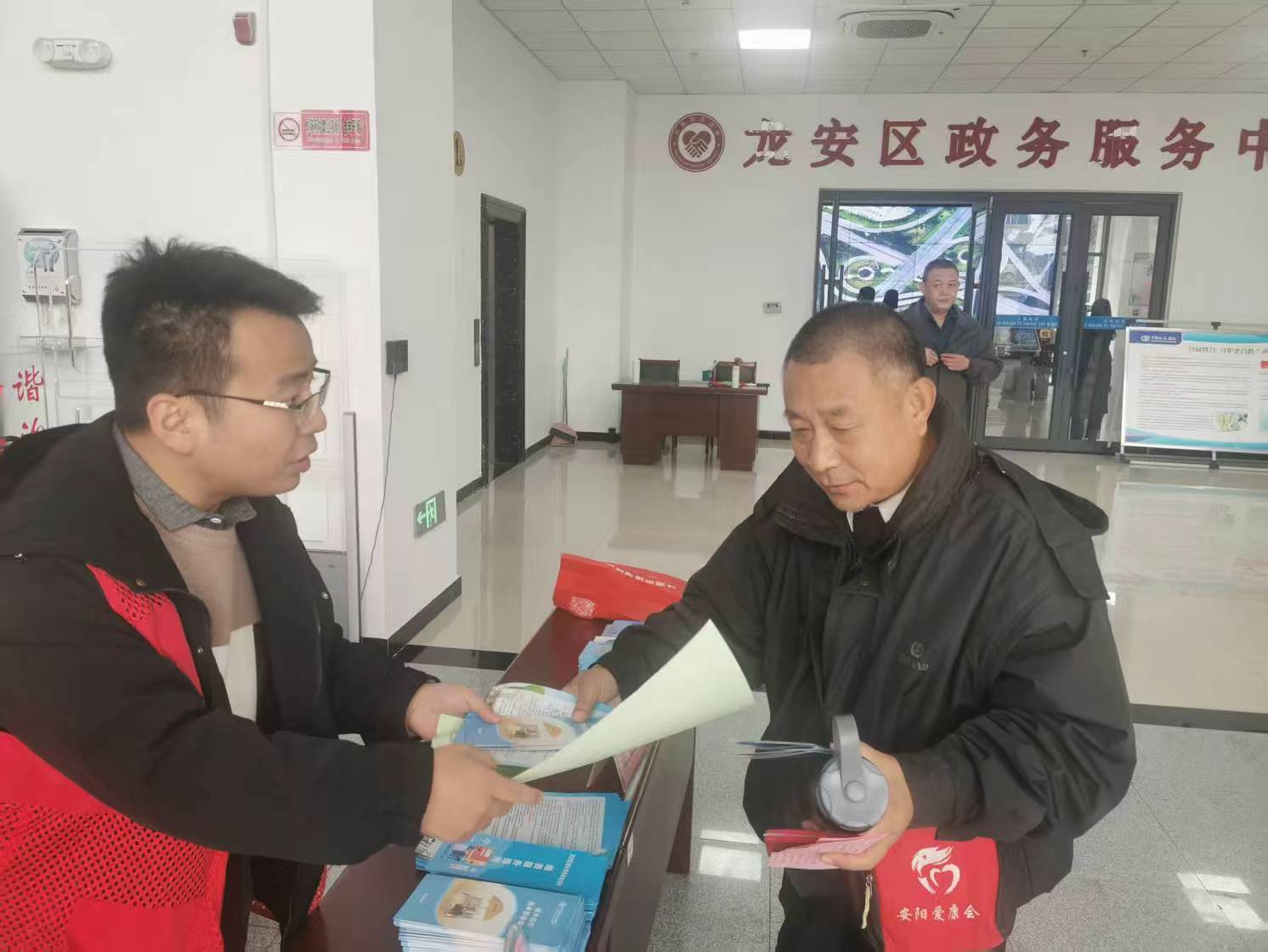 龙安区人社局：优化服务提质效 援企稳岗惠民生