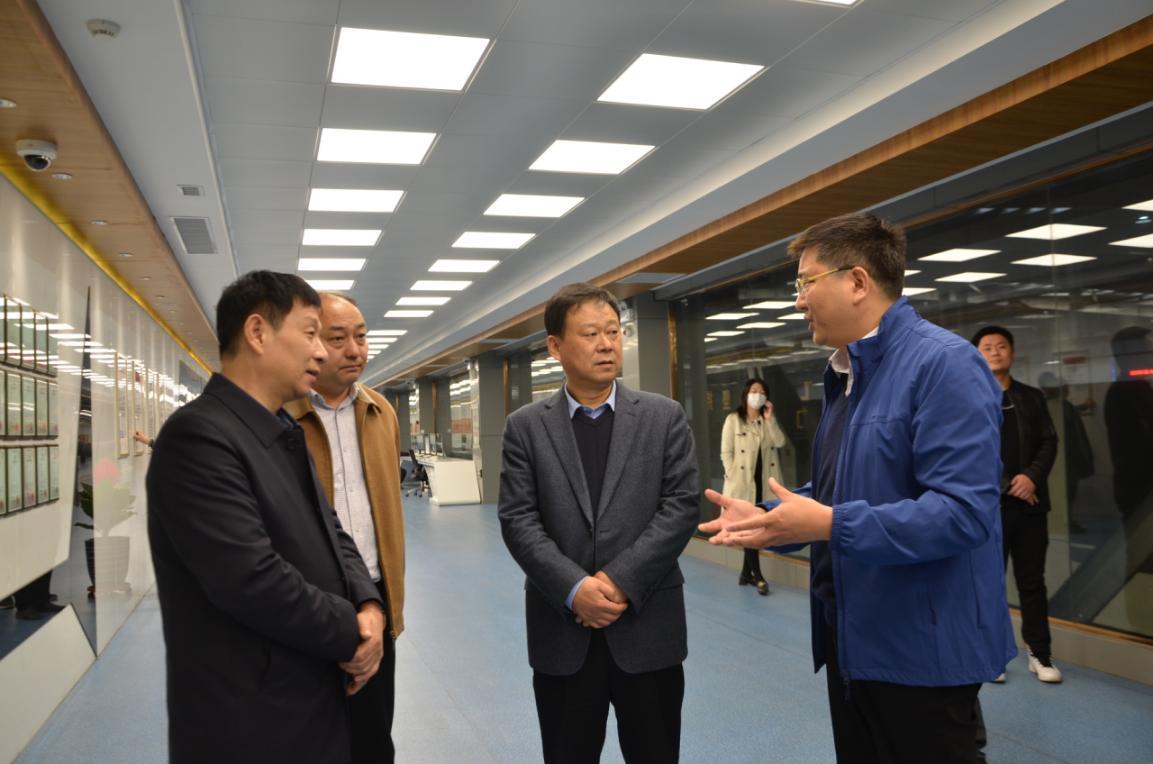 省科技厅副厅长徐宗勤一行调研高新区科技合作情况6.jpg