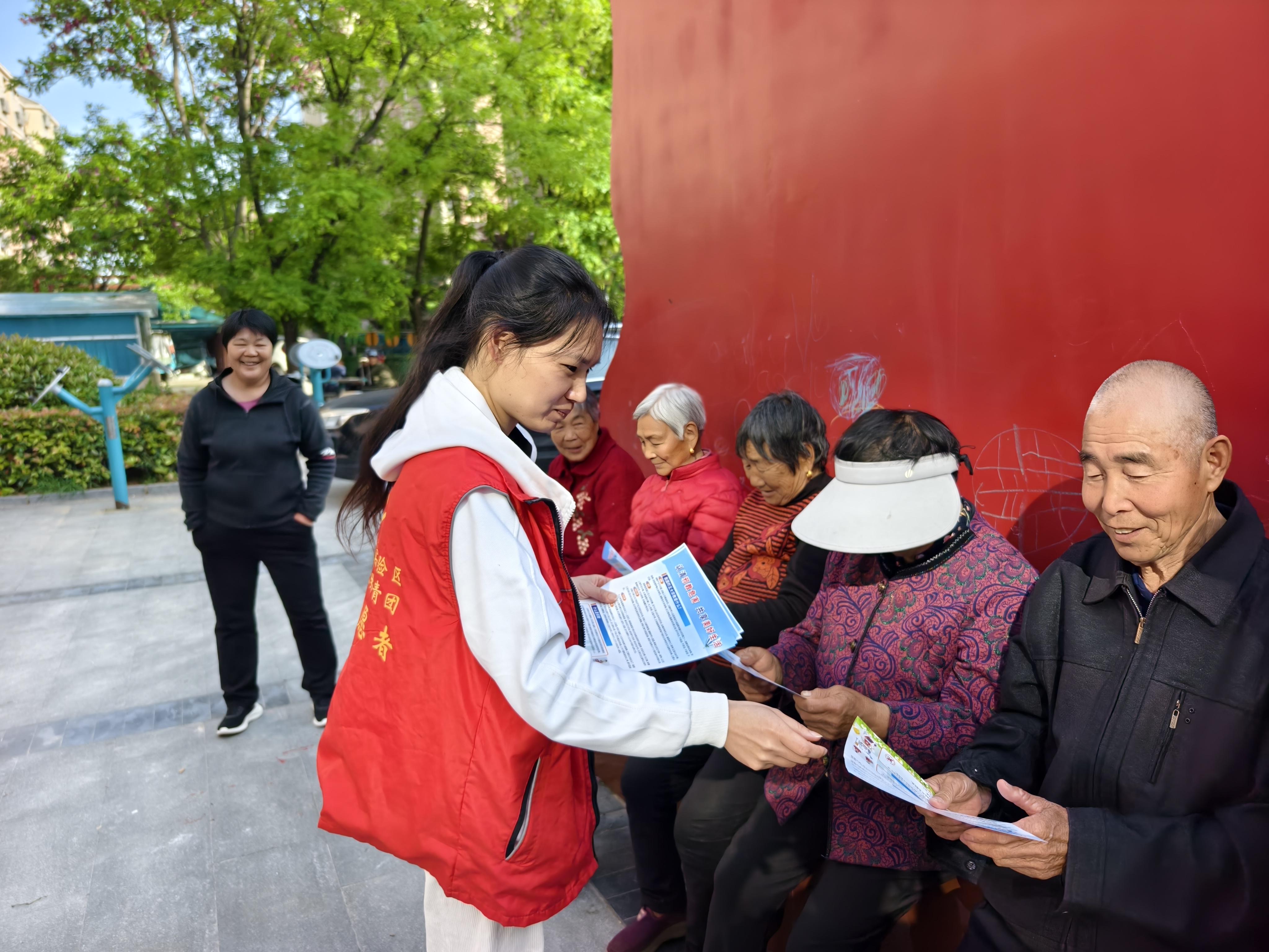 盛世领航社区：践行垃圾分类 共建文明社区