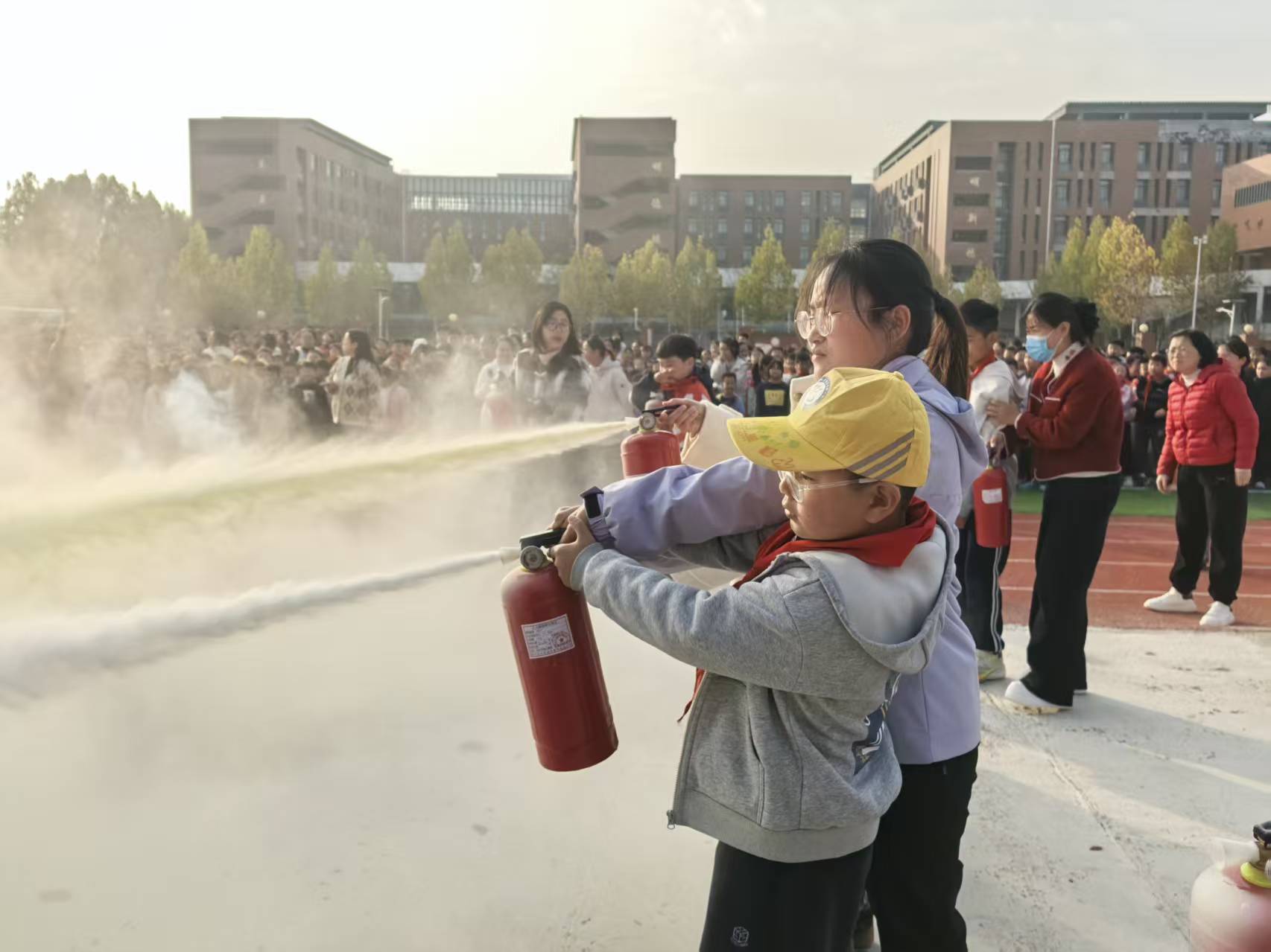 筑牢校园“防火墙”，防患未“燃”保平安