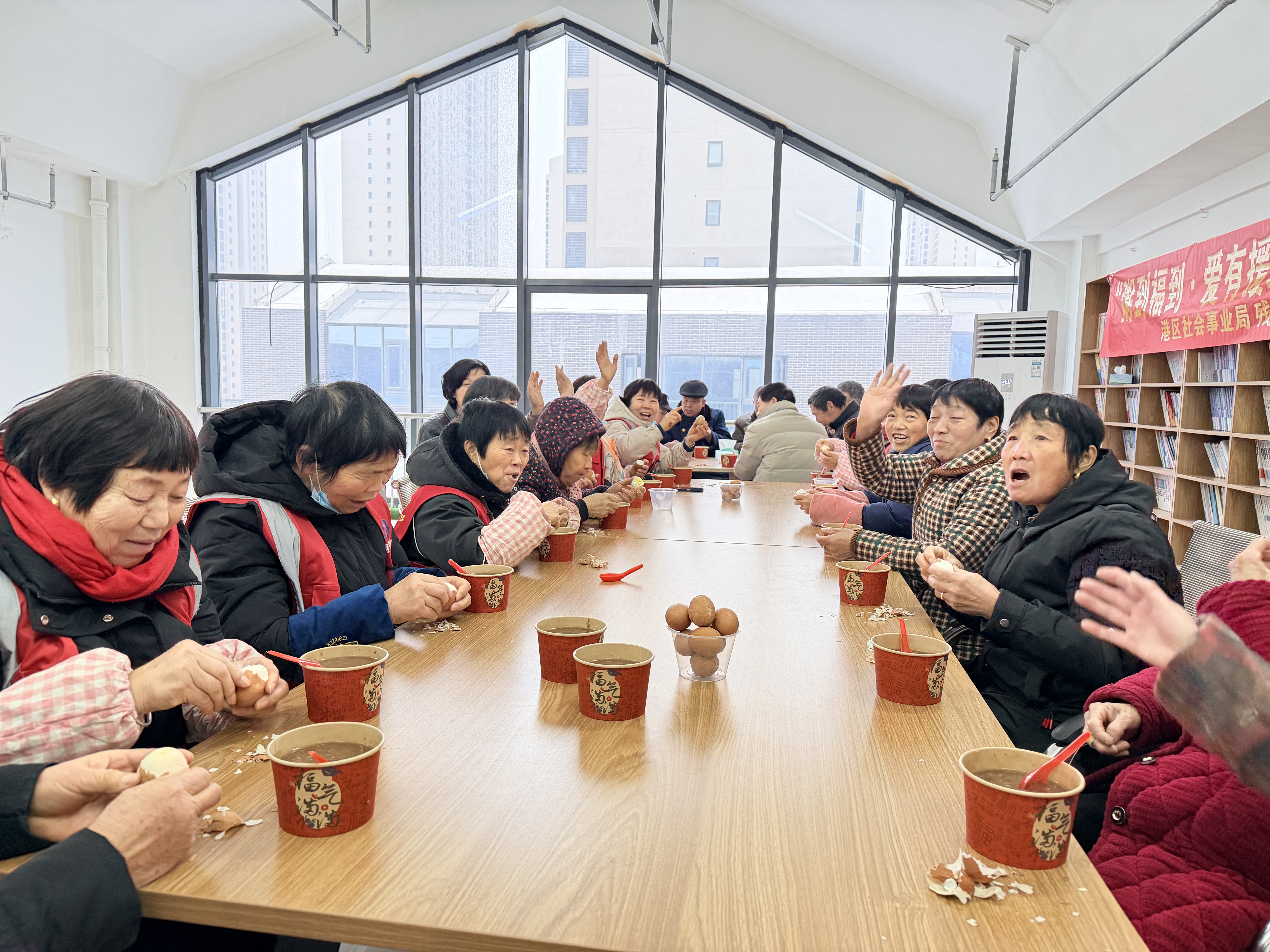 龙王办事处：粥到福到·爱有援助