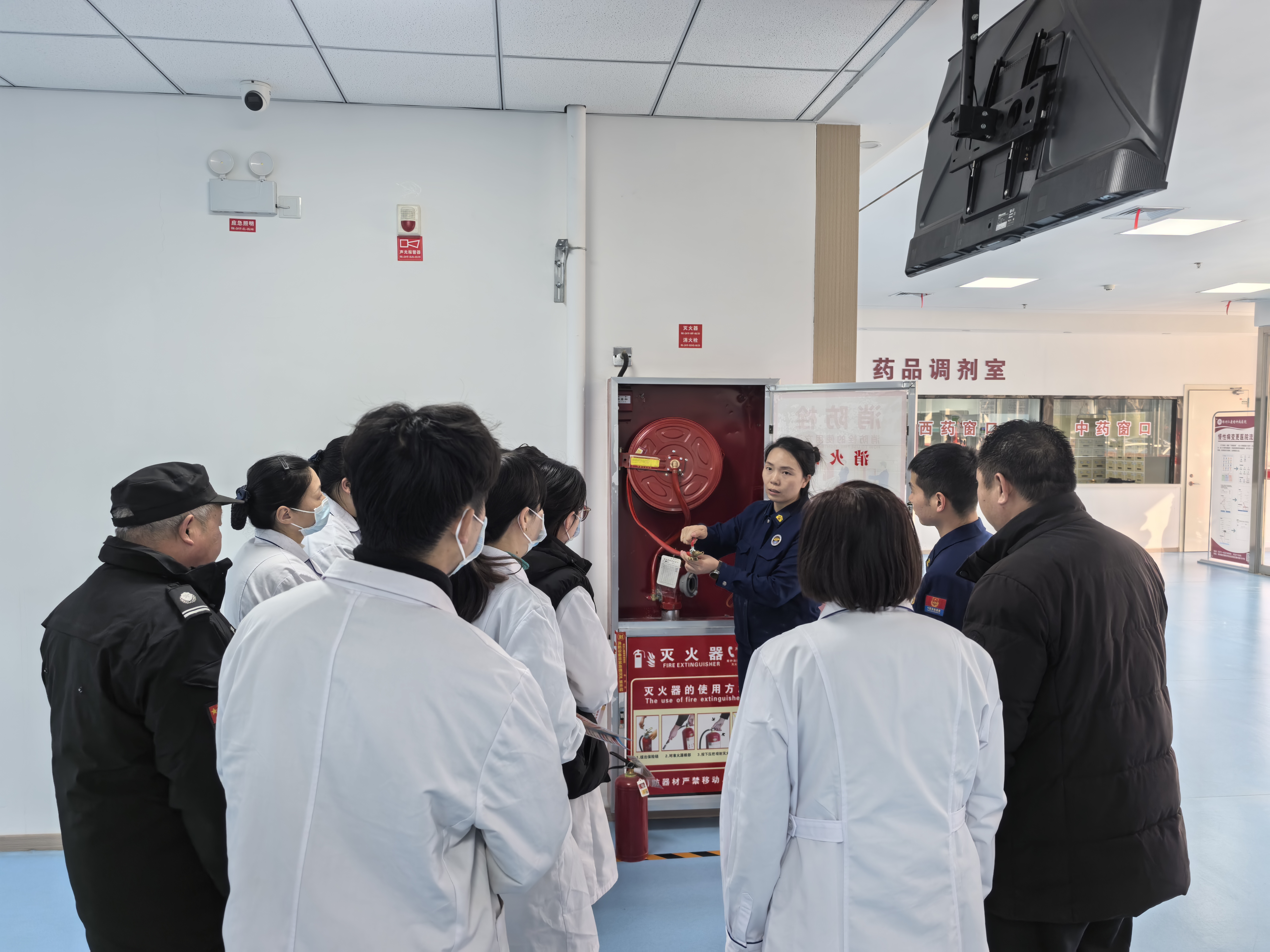 航空港区消防救援支队港北大队走进仁康精神病医院开展春节前消防安全培训 航空港区消防救援支队港北大队走进仁康精神病医院开展春节前消防安全培训