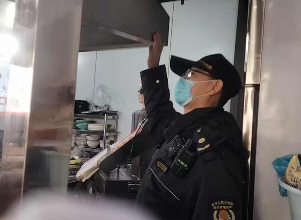 区城市管理局认真学习贯彻 区三级干部会议精神 实干笃行持续提升城市环境品质