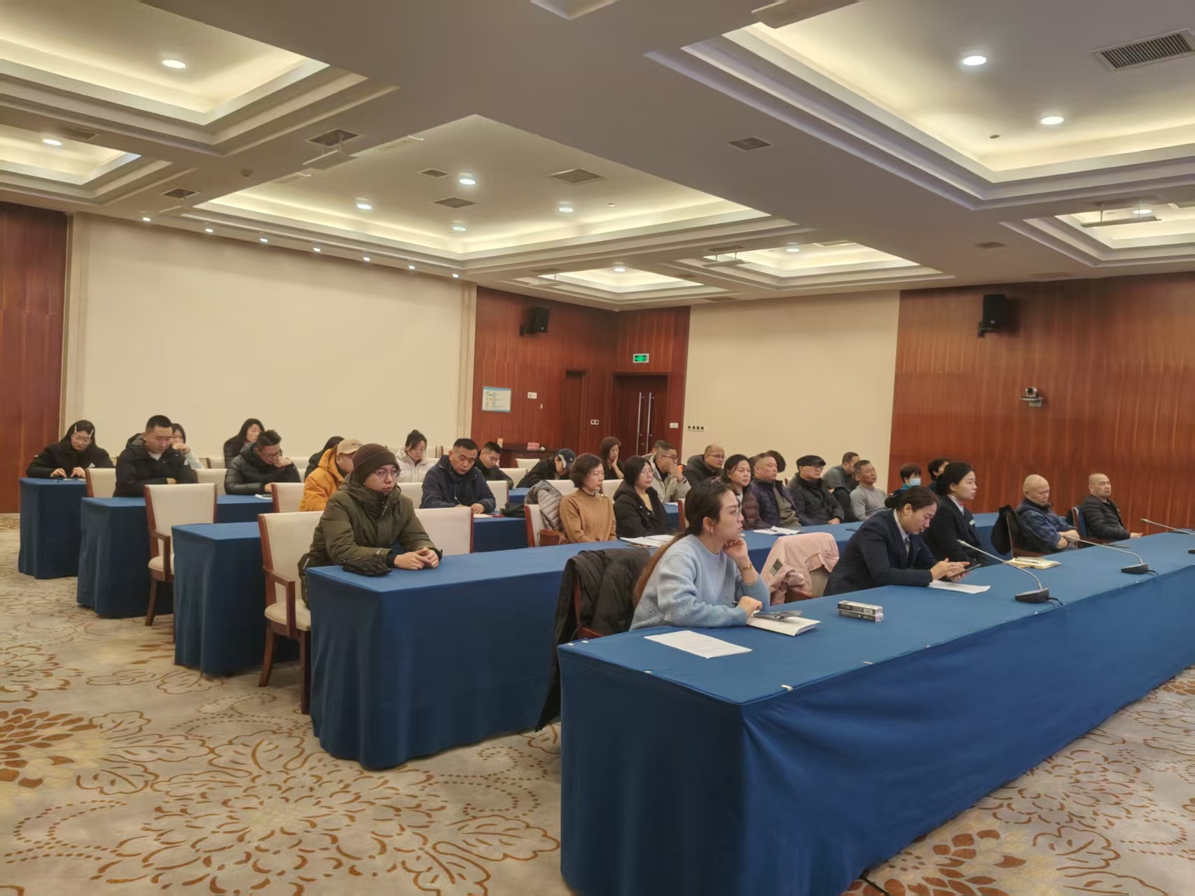 濮阳市华龙区成功举办三级社会体育指导员（游泳）培训班