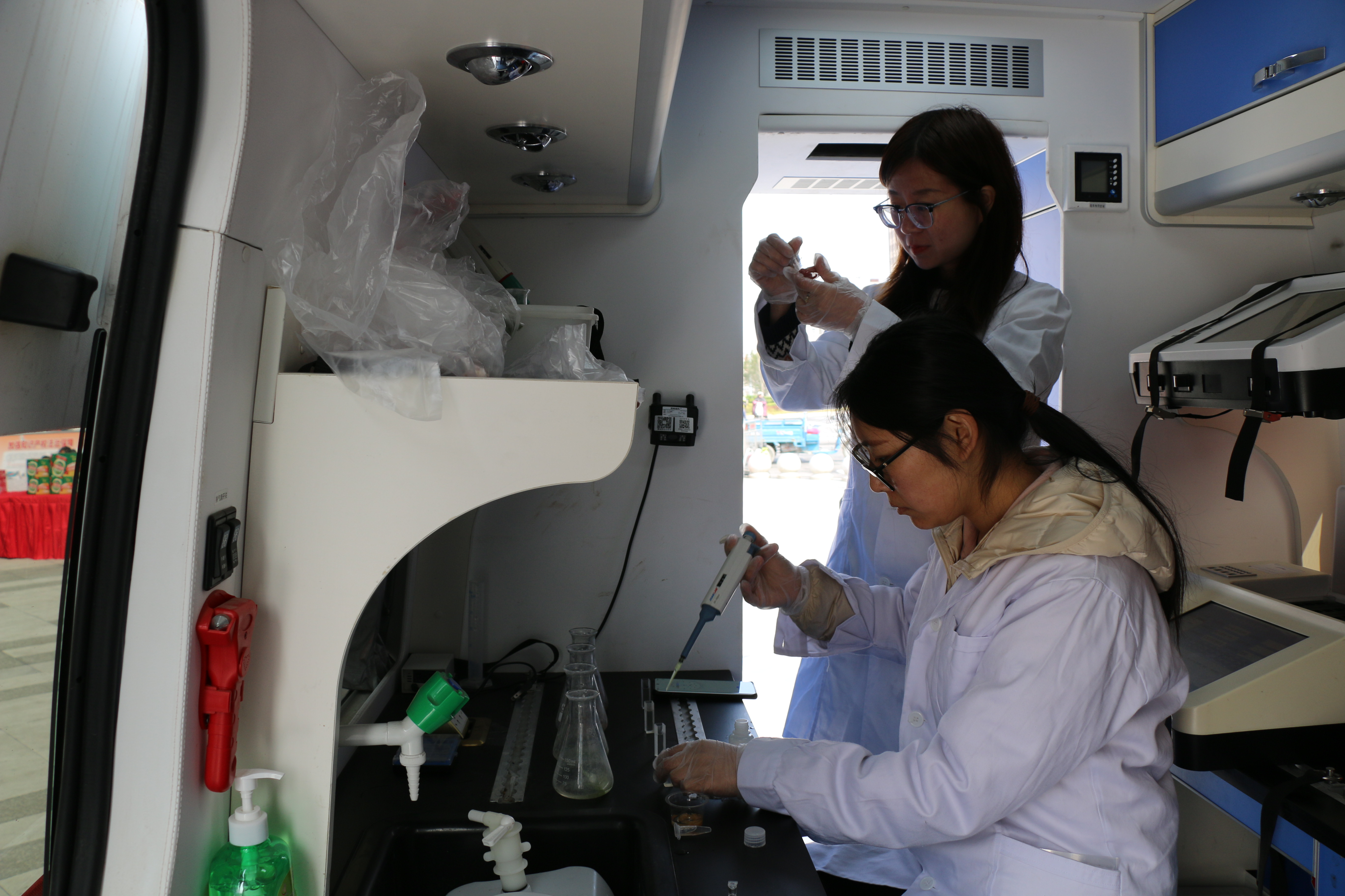 龙安区举行2026年“3•15”国际消费者权益日纪念宣传活动 龙安区举行2026年“3•15”国际消费者权益日纪念宣传活动