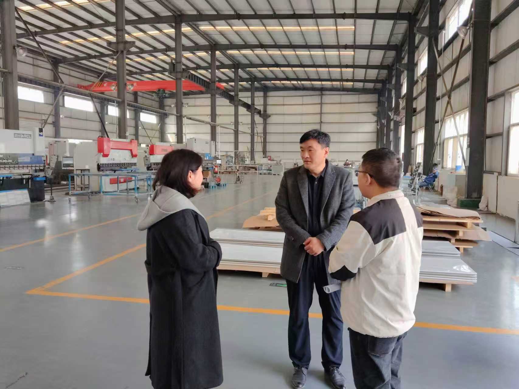  区工信局：推动政策精准落地  助力一季度“开门红”