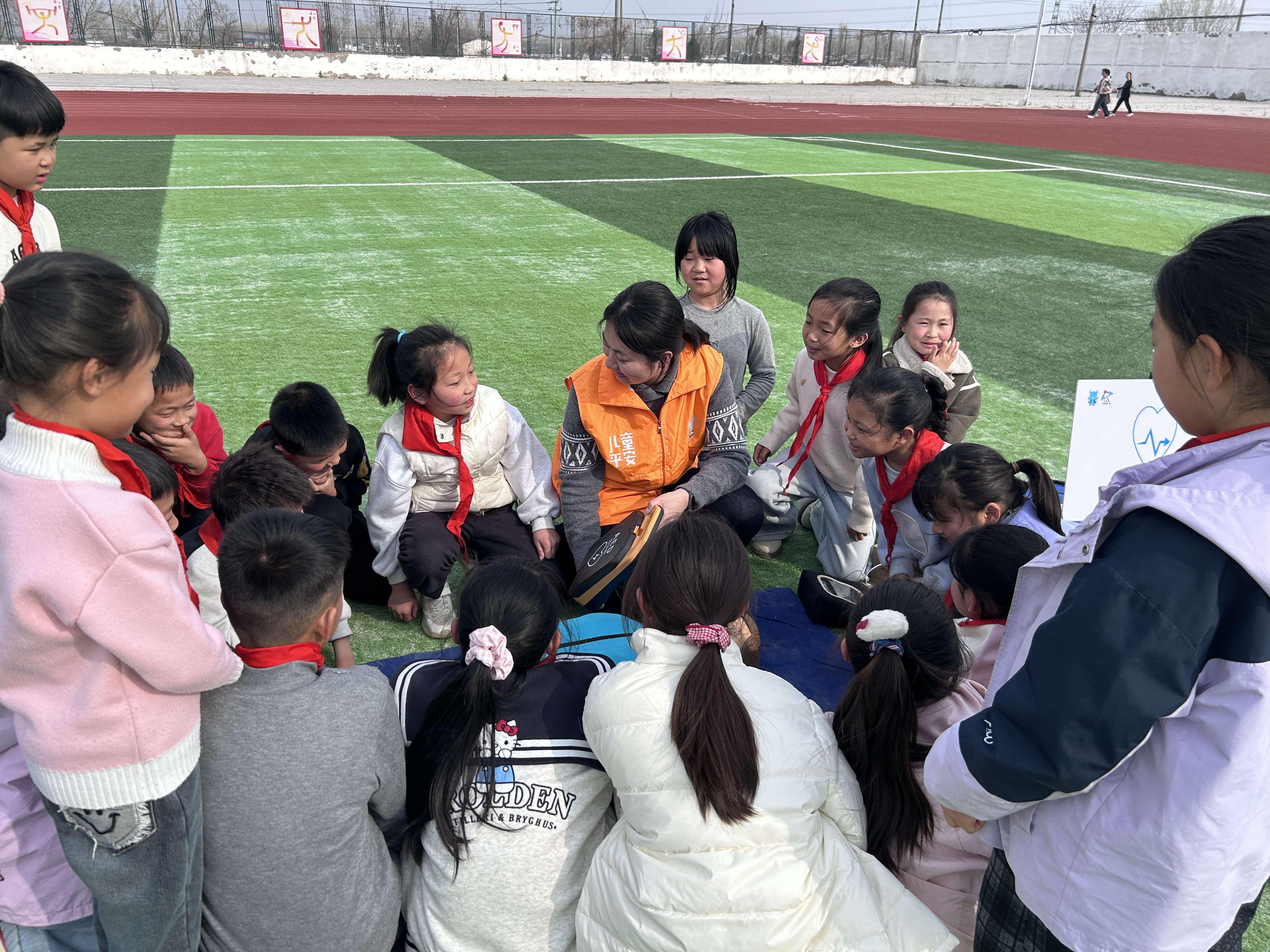 平安伴童年，技能护成长——儿童平安生存训练营进校园