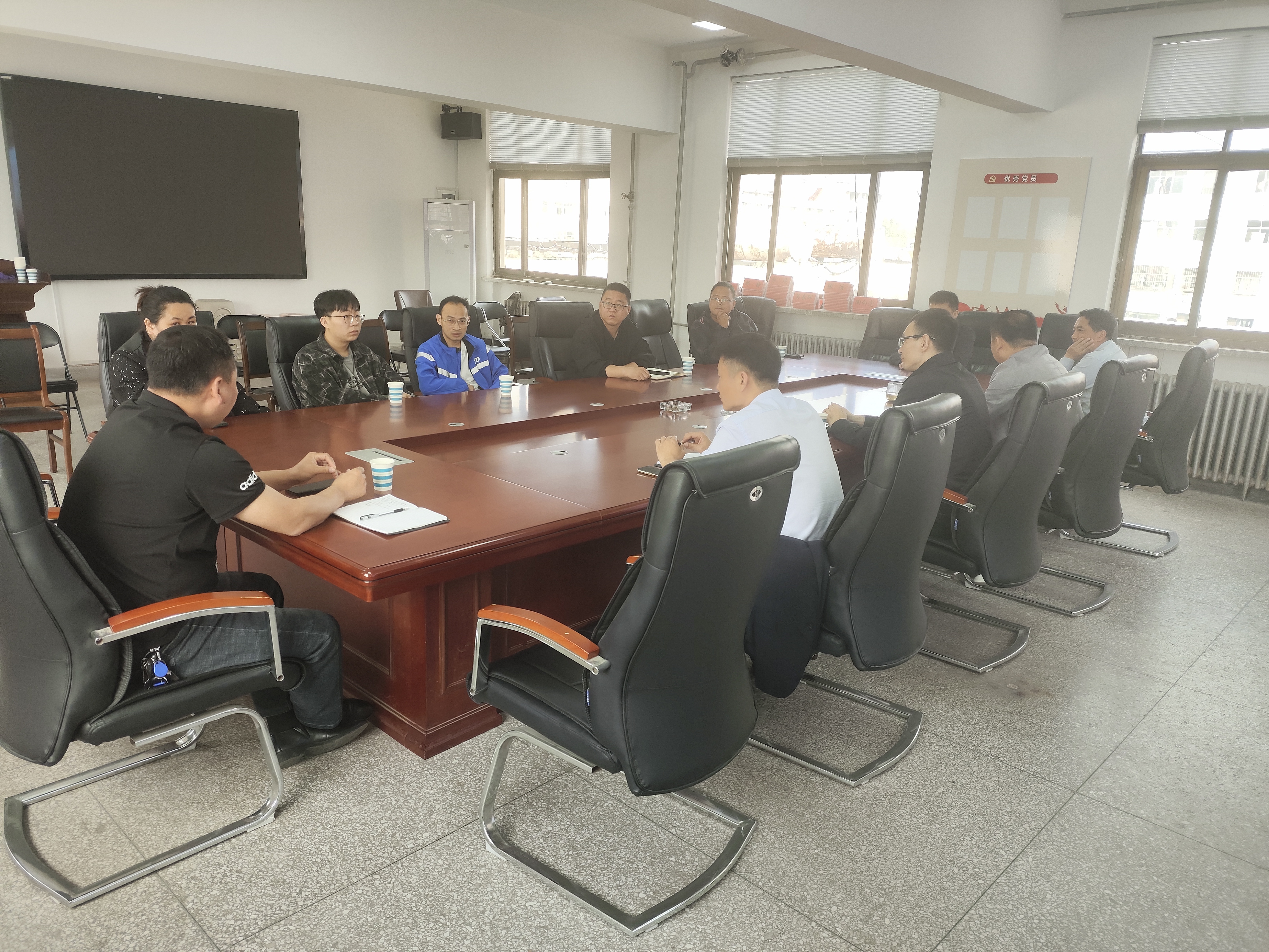 华龙区交通运输局 召开客货邮融合发展工作推进会