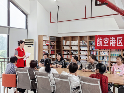 筑牢安全屏障 护航成长之路——龙王办事处深入开展“幸福上学路”文明护航行动