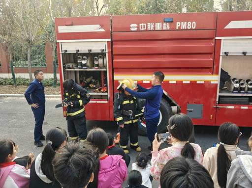 龙王办事处开展“全民消防，生命至上——安全用火用电”主题消防宣传进校园活动