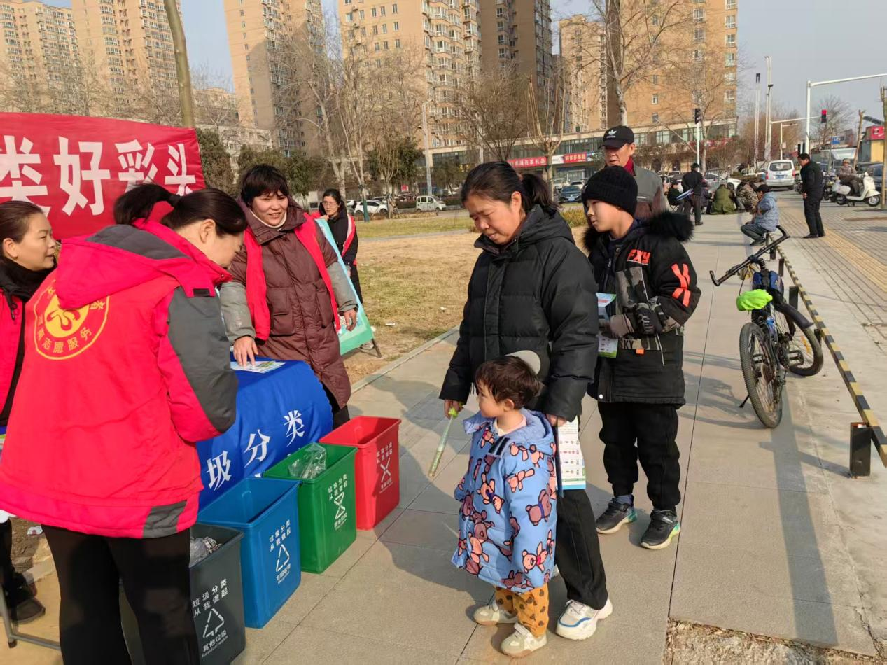 区城市管理局持续扩大垃圾分类 知晓率参与率