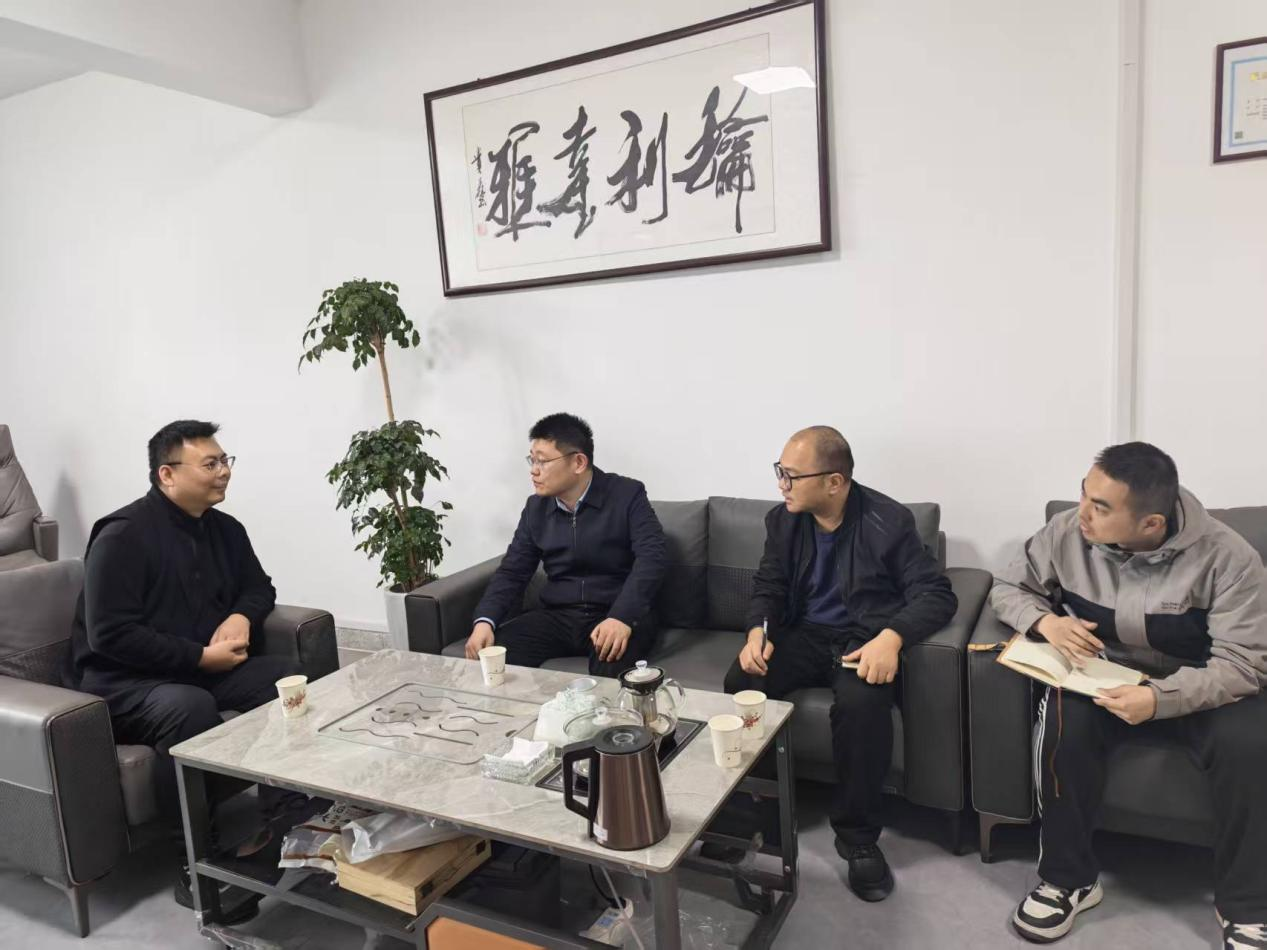 精准对接谋合作 赋能工业新发展  区发改委组织油地数据产业智能化调研 座谈