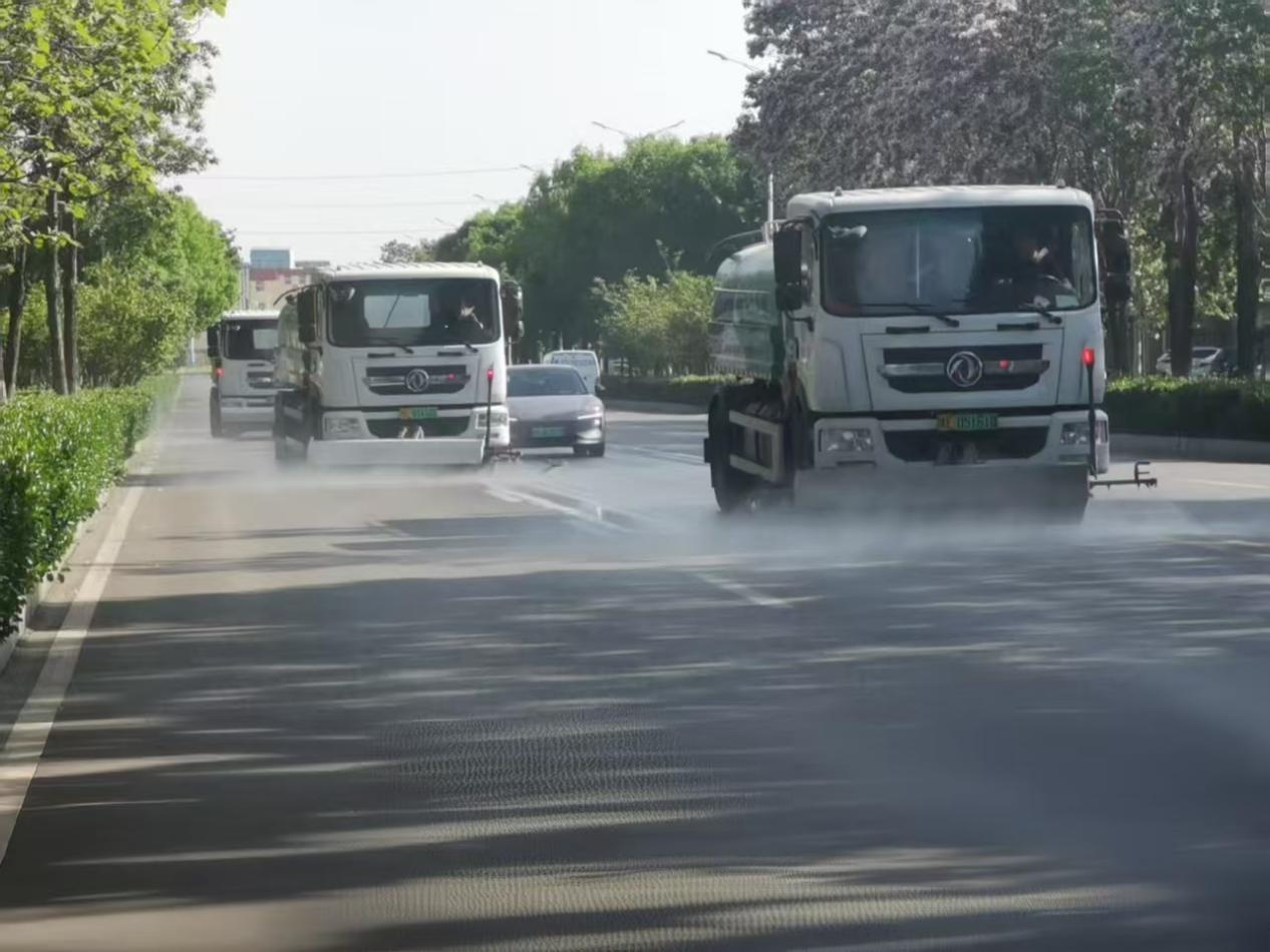 区城市管理局精准发力精管善治助力空气品质提升