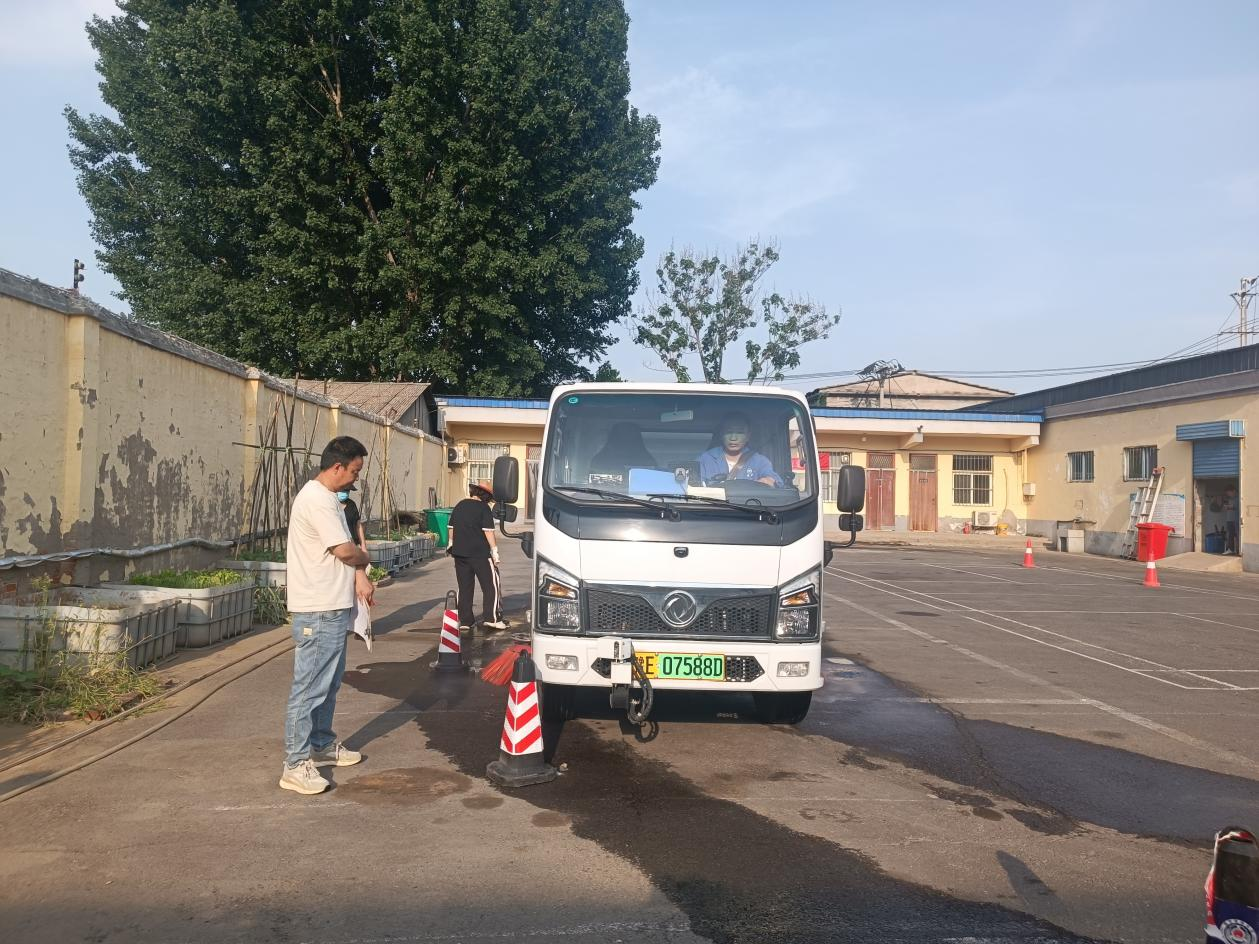 区环境卫生事务中心以赛促练以赛提技开展洗扫车技能大比武 区环境卫生事务中心以赛促练以赛提技开展洗扫车技能大比武