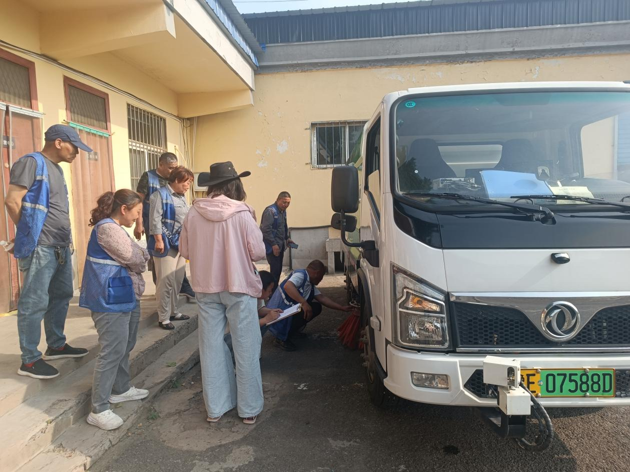 区环境卫生事务中心以赛促练以赛提技开展洗扫车技能大比武 区环境卫生事务中心以赛促练以赛提技开展洗扫车技能大比武