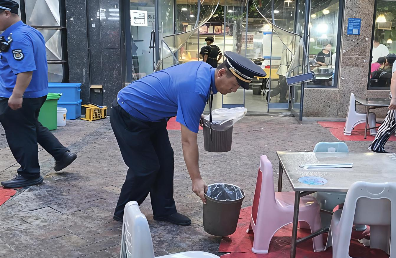 区城市管理局强化夏季市容环境秩序整治推进城市人居环境持续提升 区城市管理局强化夏季市容环境秩序整治推进城市人居环境持续提升
