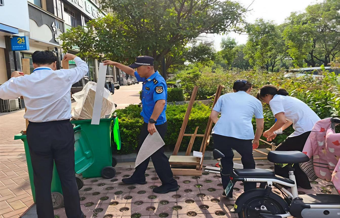 区城市管理局强化夏季市容环境秩序整治推进城市人居环境持续提升 区城市管理局强化夏季市容环境秩序整治推进城市人居环境持续提升