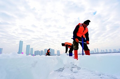 冰雪“冷资源” 释放“热效应”