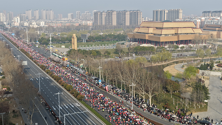 2026安阳马拉松赛4（冀坤 摄）.jpg