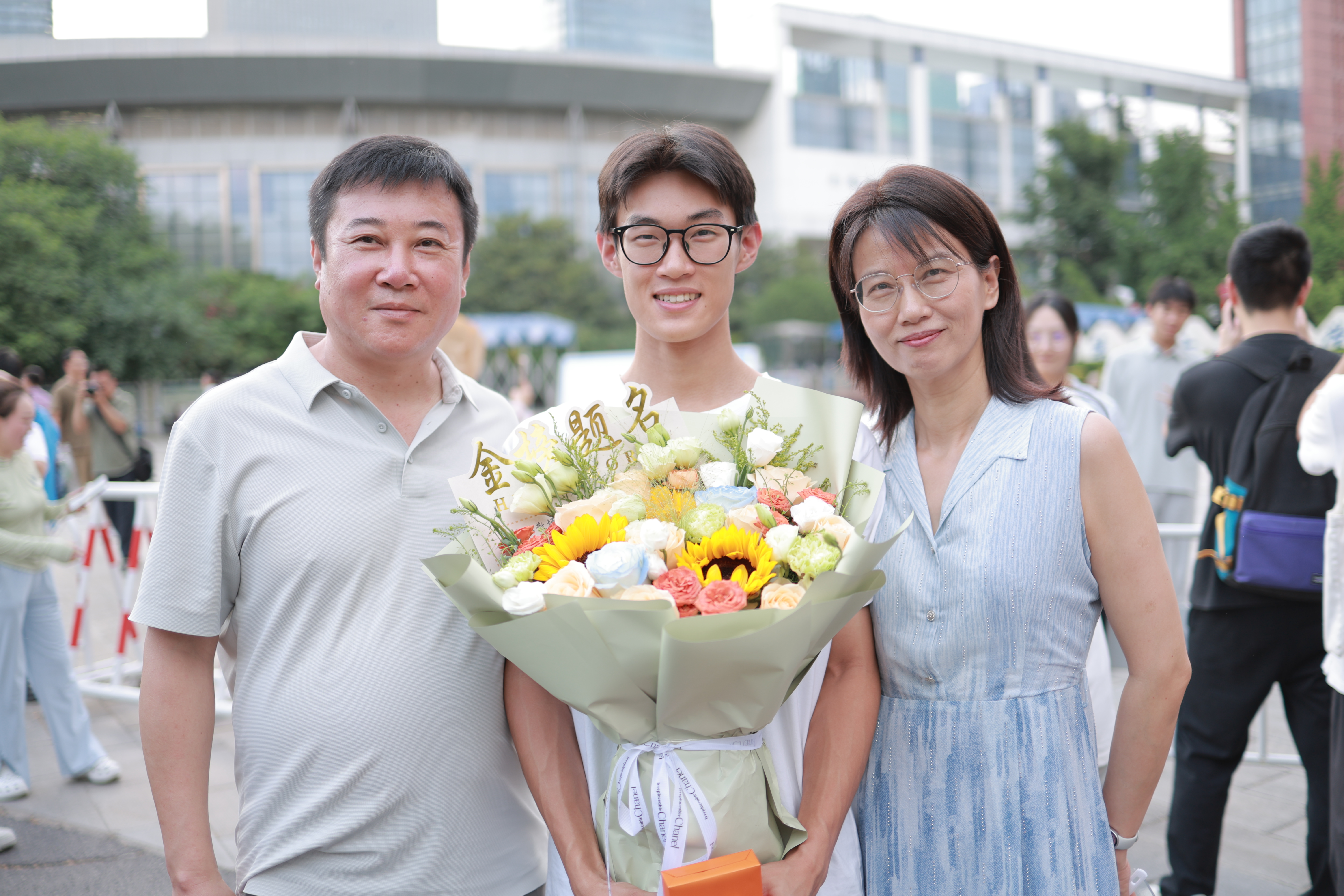 15380245814754223 微信图片_20260609190325_294_690.jpg