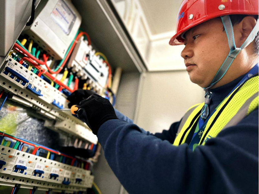 有呼必应 “移”路随行｜二十年“网”事：一名通信守护者的7300个日夜 179.png