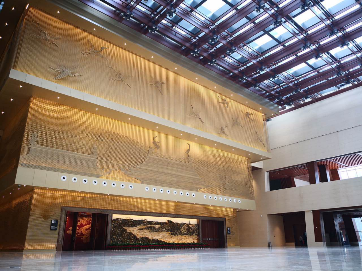 8071220652594419 开封市博物馆大厅局部.png